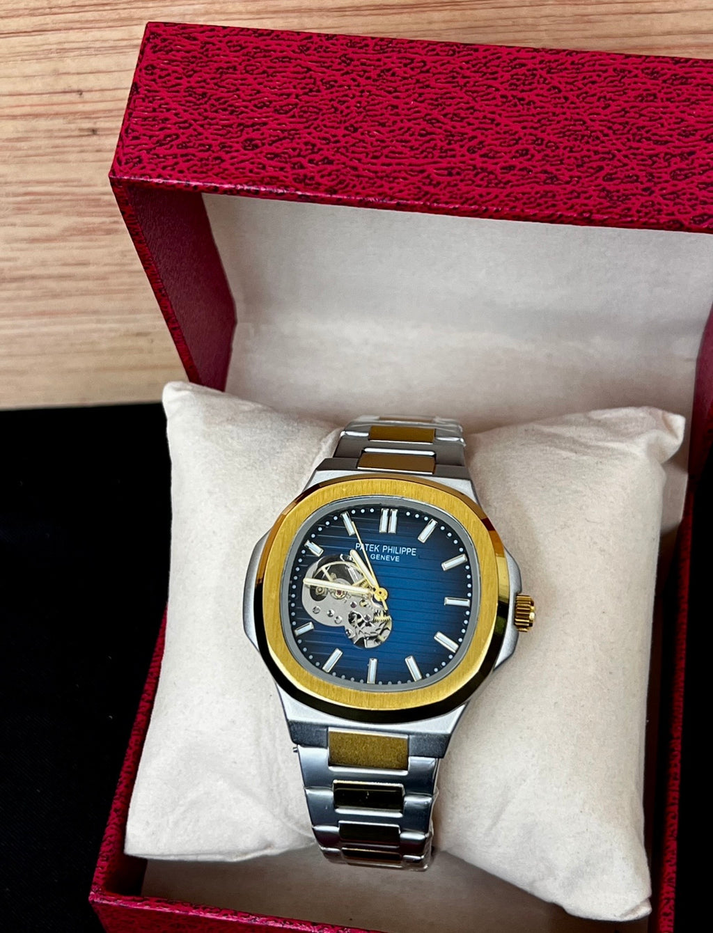 Patek automático
